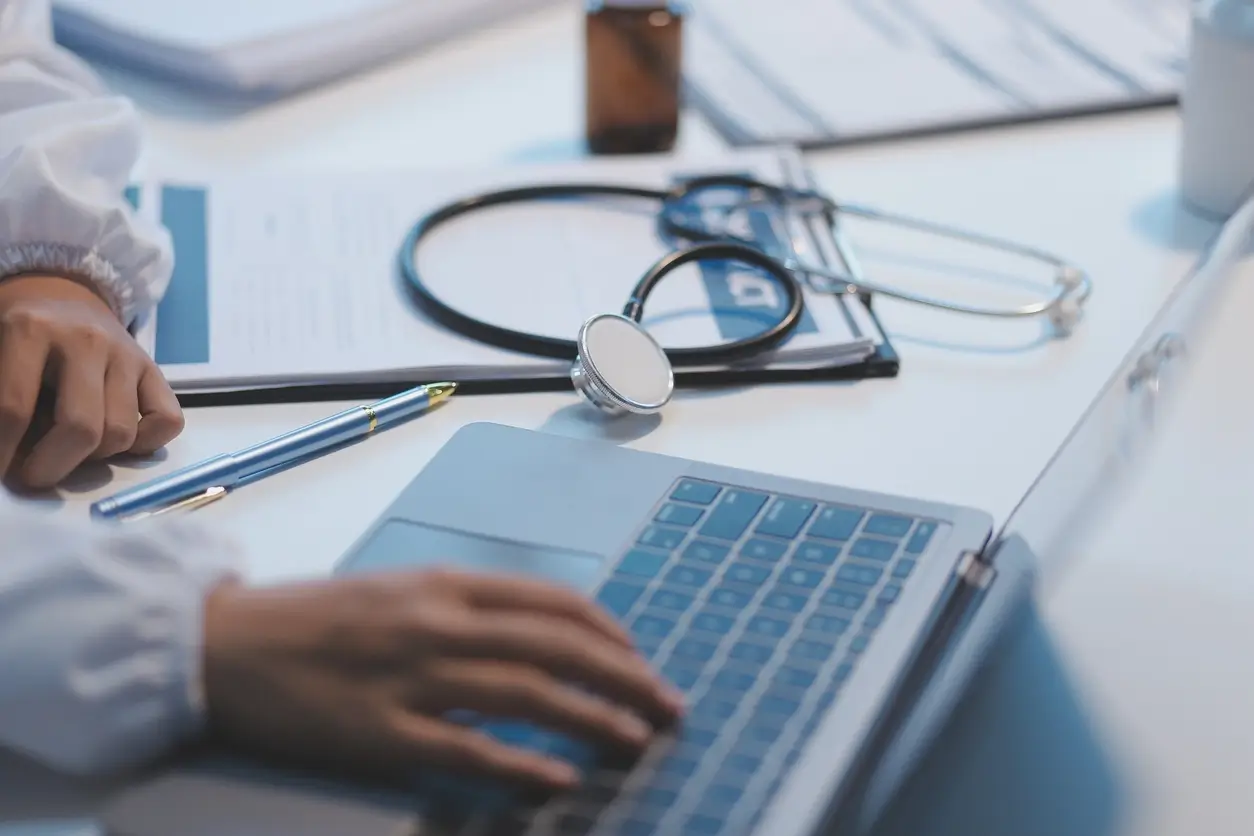 Why Your Practice Should Hire a Healthcare Advertising Agency